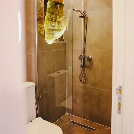 Stone Szálloda